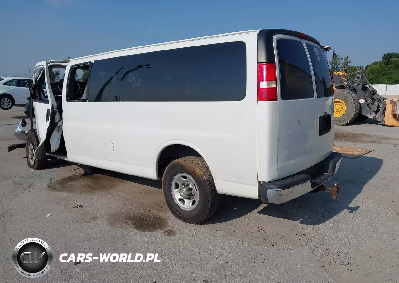 2018 Chevrolet Express 3500 Lt VIN:1GAZGPFG2J1282257 - 3