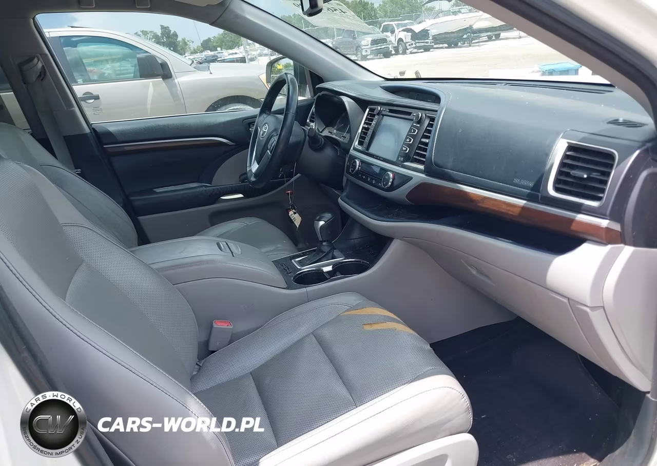 2016 Toyota Highlander Limited V6 VIN:5TDYKRFHXGS135251 - 5