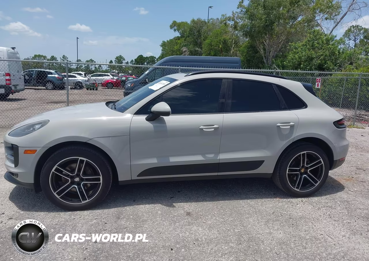 2019 Porsche Macan VIN:WP1AA2A59KLB01254 - 14