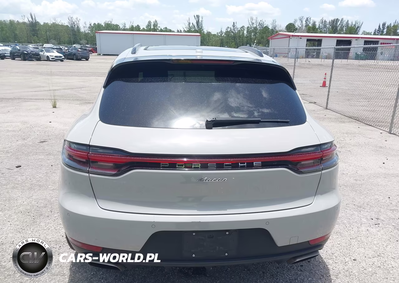 2019 Porsche Macan VIN:WP1AA2A59KLB01254 - 16