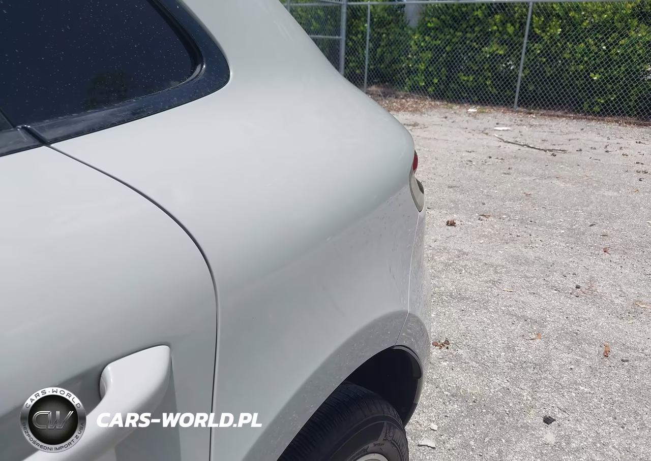 2019 Porsche Macan VIN:WP1AA2A59KLB01254 - 18
