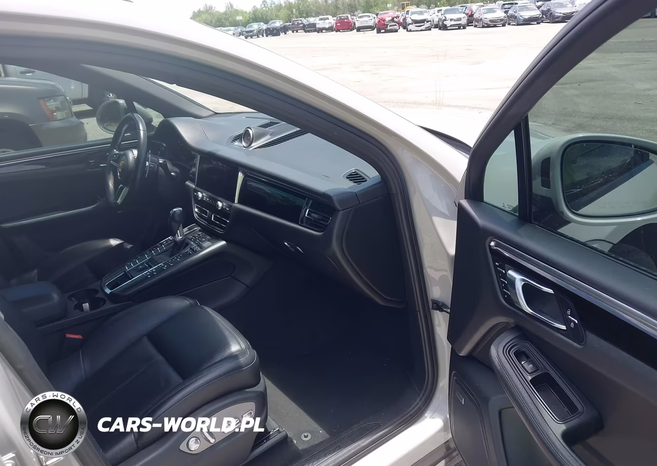 2019 Porsche Macan VIN:WP1AA2A59KLB01254 - 5