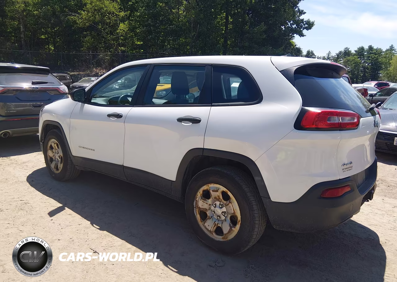 2015 Jeep Cherokee Sport VIN:1C4PJMAB3FW546767 - 3