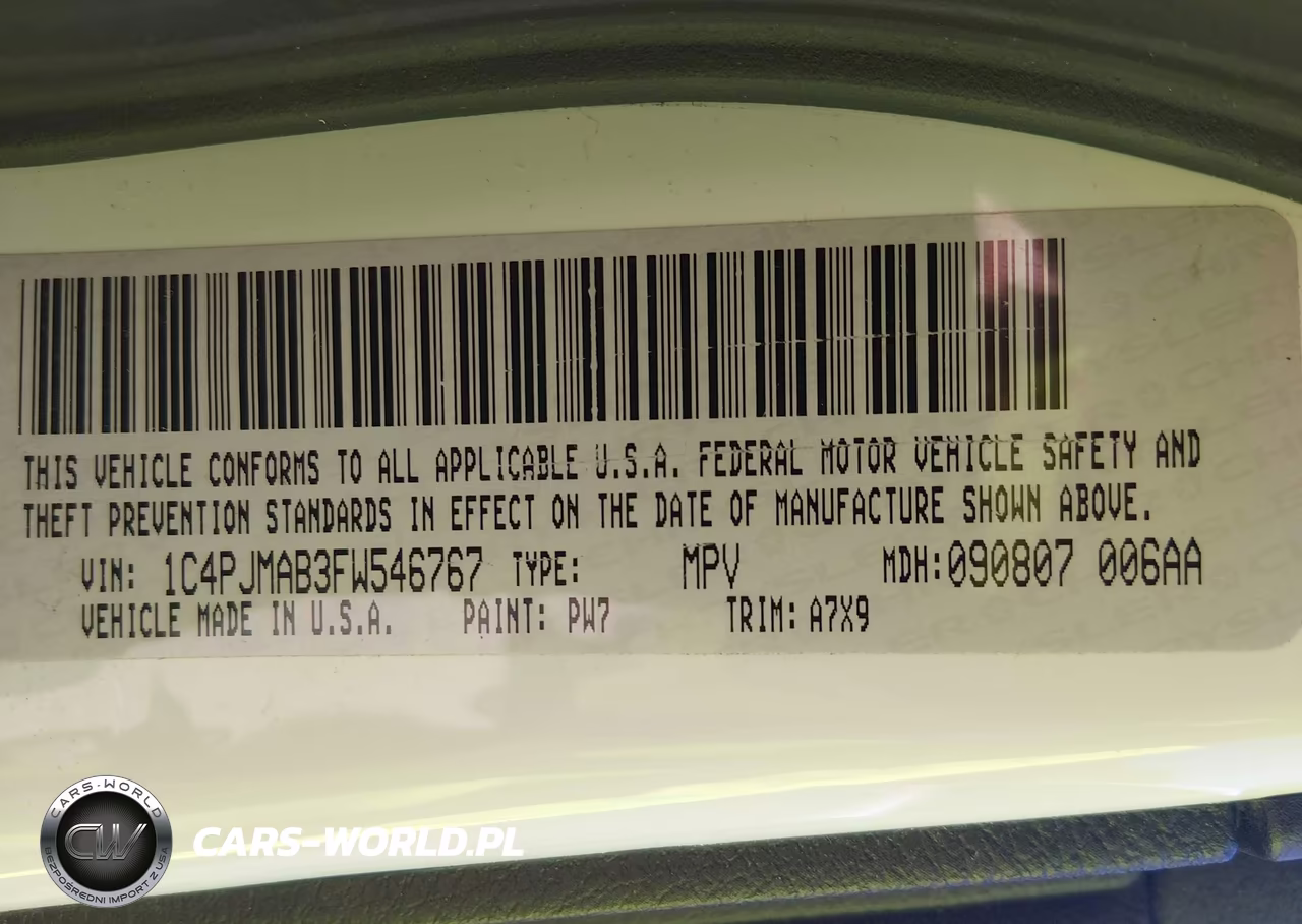 2015 Jeep Cherokee Sport VIN:1C4PJMAB3FW546767 - 9
