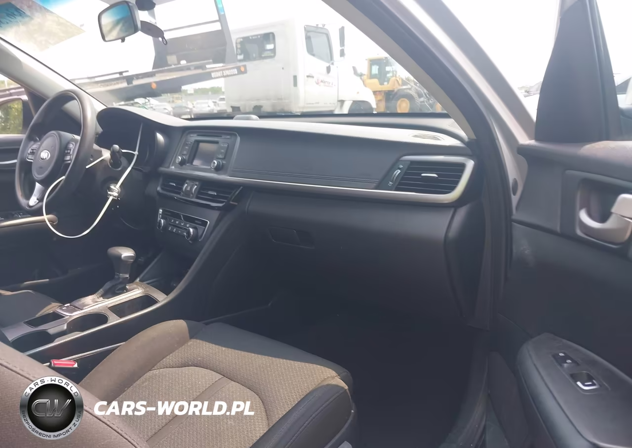 2017 Kia Optima Lx VIN:5XXGT4L33HG156174 - 5