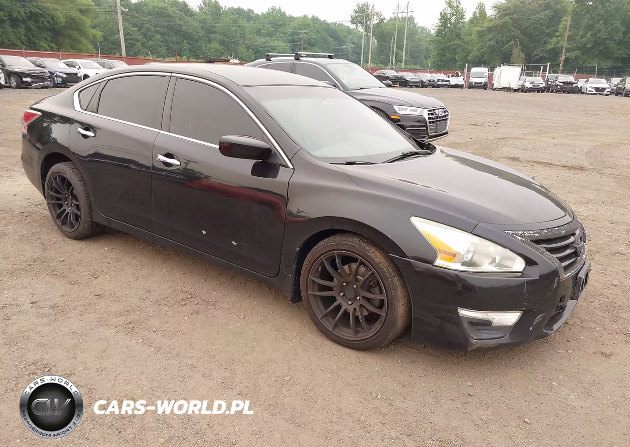 2015 Nissan Altima 2.5 S – zdjęcie 1 z 17