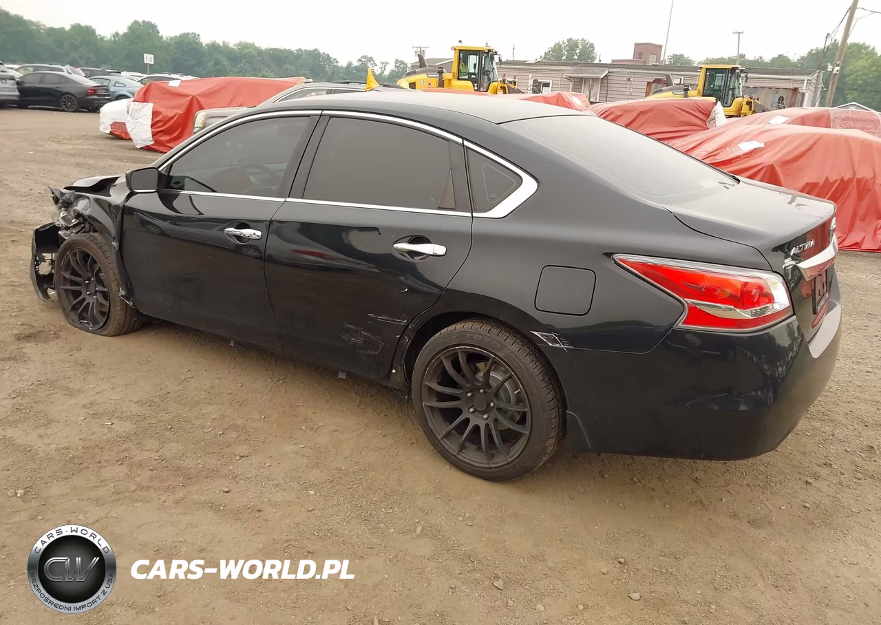 2015 Nissan Altima 2.5 S VIN:1N4AL3AP6FN326296 - 3
