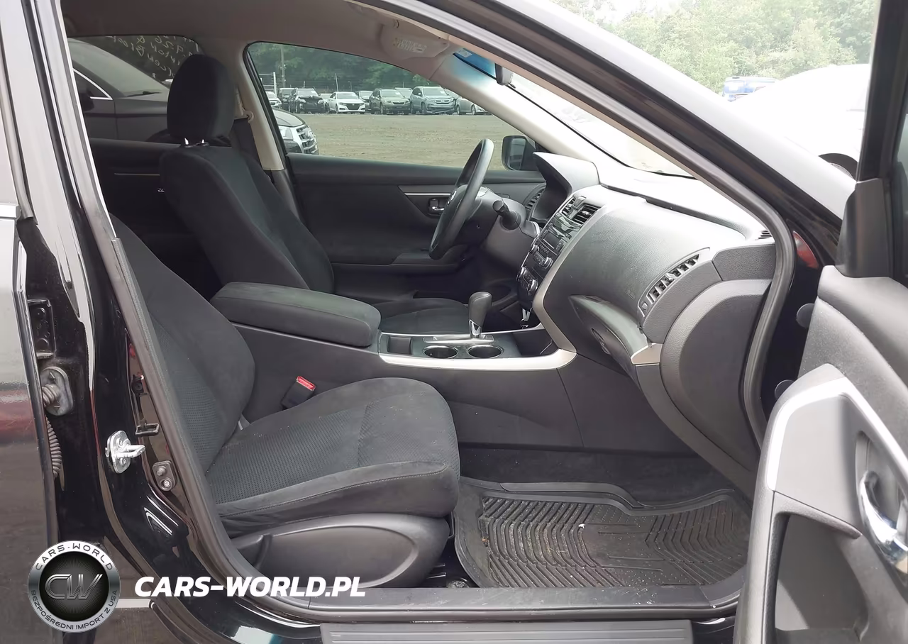 2015 Nissan Altima 2.5 S VIN:1N4AL3AP6FN326296 - 5