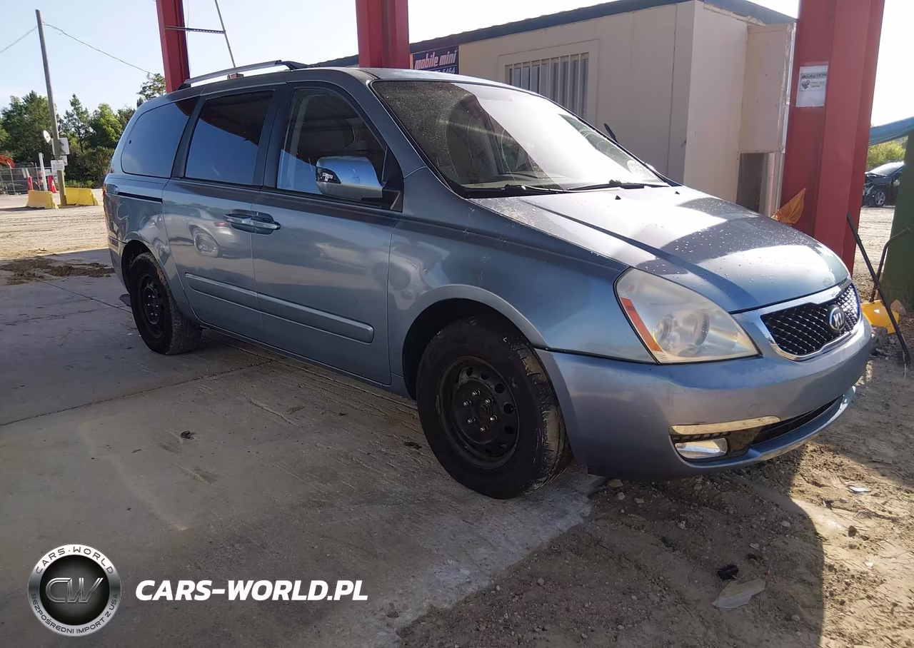 2014 Kia Sedona Lx