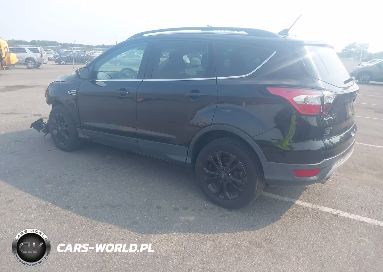 2018 Ford Escape Se VIN:1FMCU9GD3JUA01664 - 3