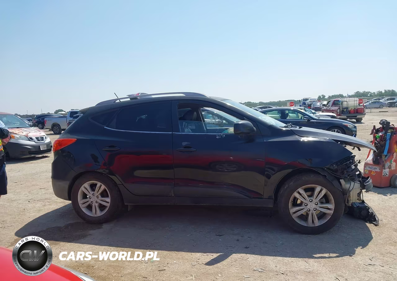 2011 Hyundai Tucson Gls VIN:KM8JU3AC4BU125528 - 13