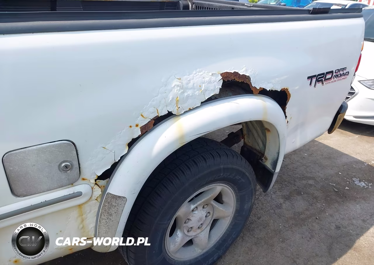 2000 Toyota Tundra Ltd V8 VIN:5TBBT4810YS034462 - 6