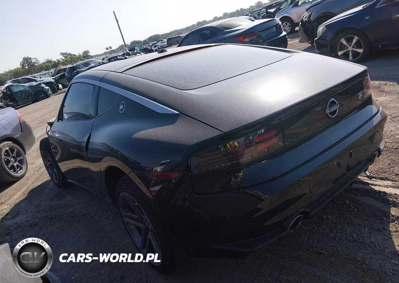 2026 Nissan Z Sport VIN:JN1BZ4AH1TM501862 - 3