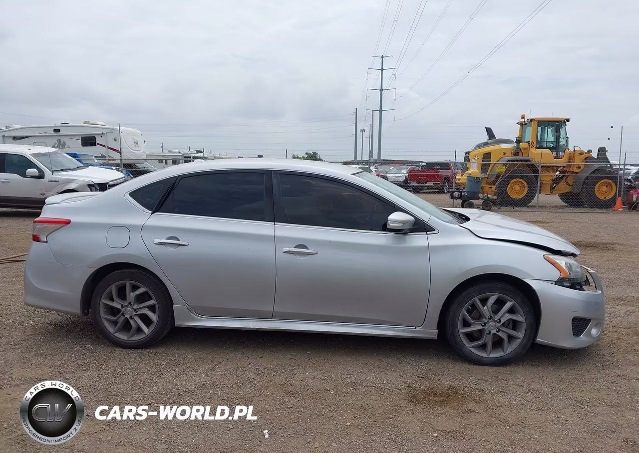 2015 Nissan Sentra Sr VIN:3N1AB7APXFY323993 - 14