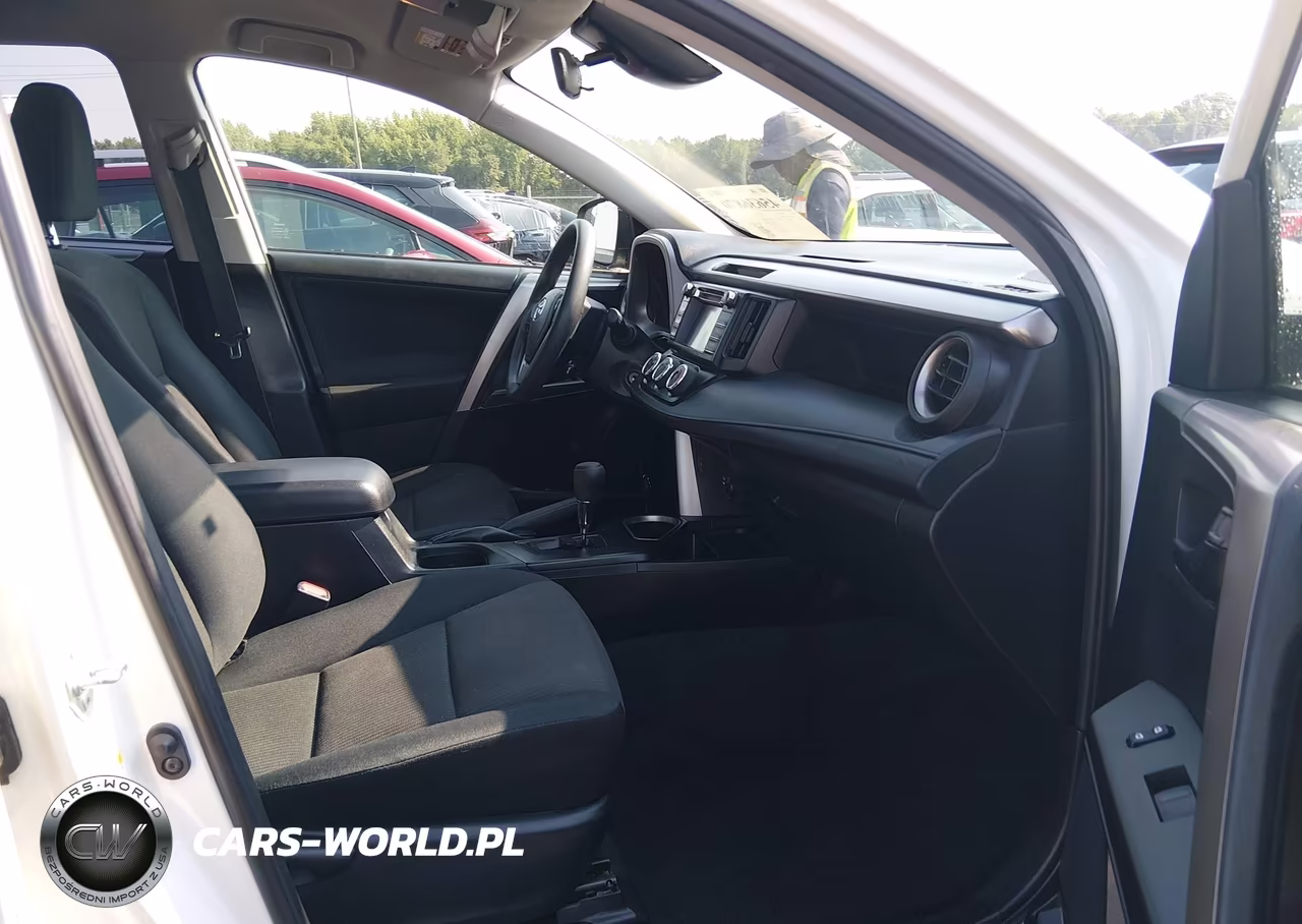 2017 Toyota Rav4 Le VIN:JTMZFREV4HJ700575 - 5