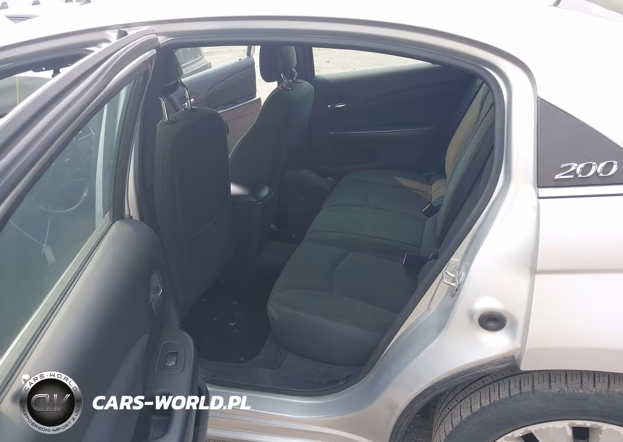 2011 Chrysler 200 Lx VIN:1C3BC4FB7BN535398 - 8