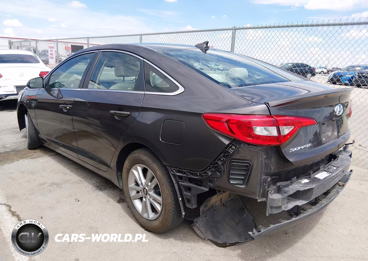 2015 Hyundai Sonata Se VIN:5NPE24AF4FH253800 - 3