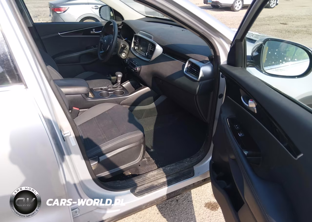 2019 Kia Sorento 3.3L Lx VIN:5XYPGDA58KG506779 - 5