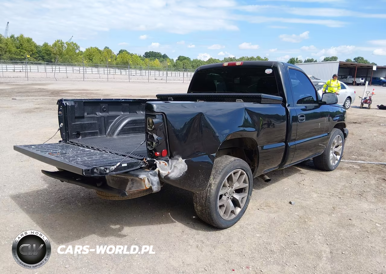 2004 Chevrolet Silverado 1500 Work Truck VIN:1GCEC14X14Z134009 - 4