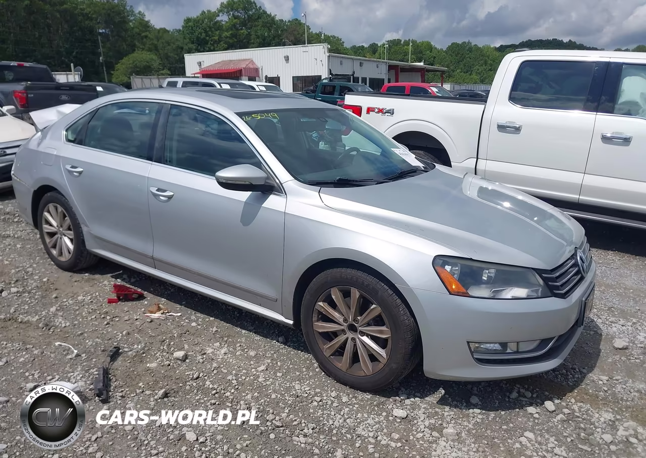 2013 Volkswagen Passat 2.5L Sel Premium – zdjęcie 1 z 15