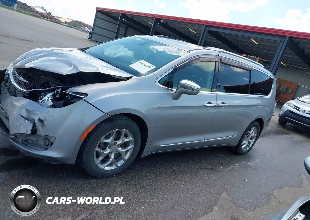 2017 Chrysler Pacifica Limited VIN:2C4RC1GG9HR747928 - 15