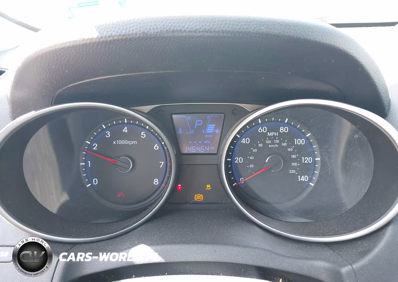2011 Hyundai Tucson Limited VIN:KM8JU3AC2BU271720 - 7
