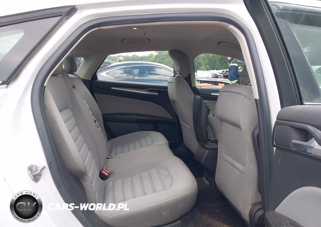 2014 Ford Fusion S VIN:1FA6P0G72E5399065 - 8