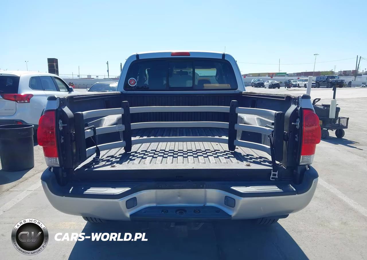2005 Toyota Tacoma Base V6 VIN:5TEUU42N45Z102883 - 16