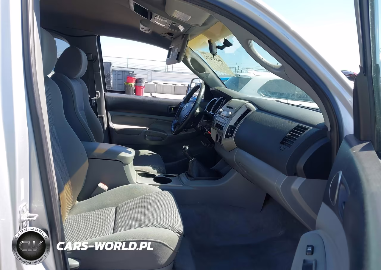 2005 Toyota Tacoma Base V6 VIN:5TEUU42N45Z102883 - 5