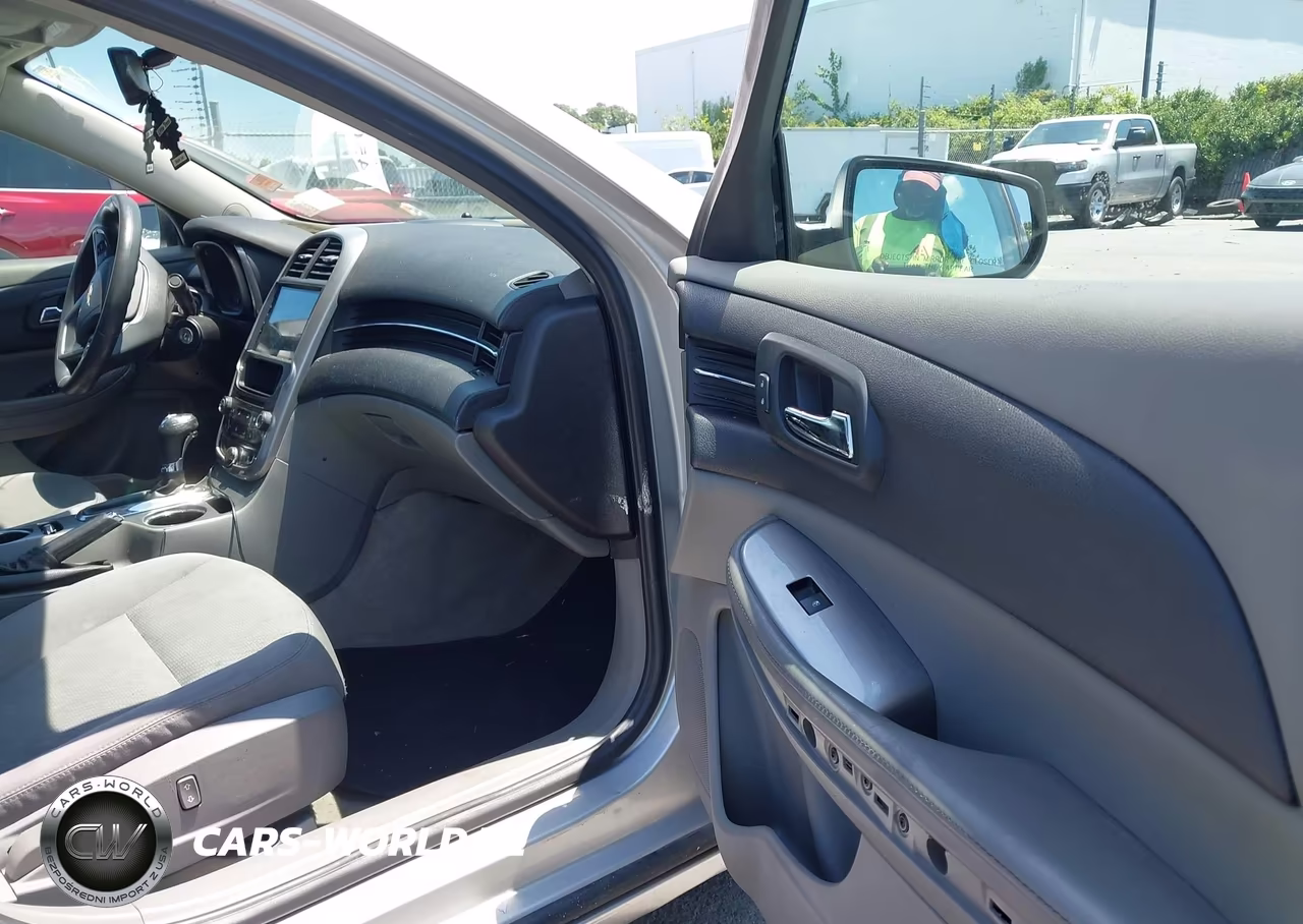 2015 Chevrolet Malibu 1Fl VIN:1G11A5SL3FU146358 - 5