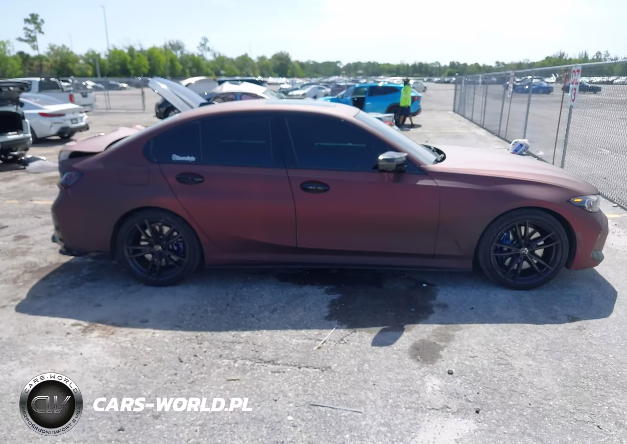2023 BMW 330I VIN:3MW69FF01P8C92006 - 13