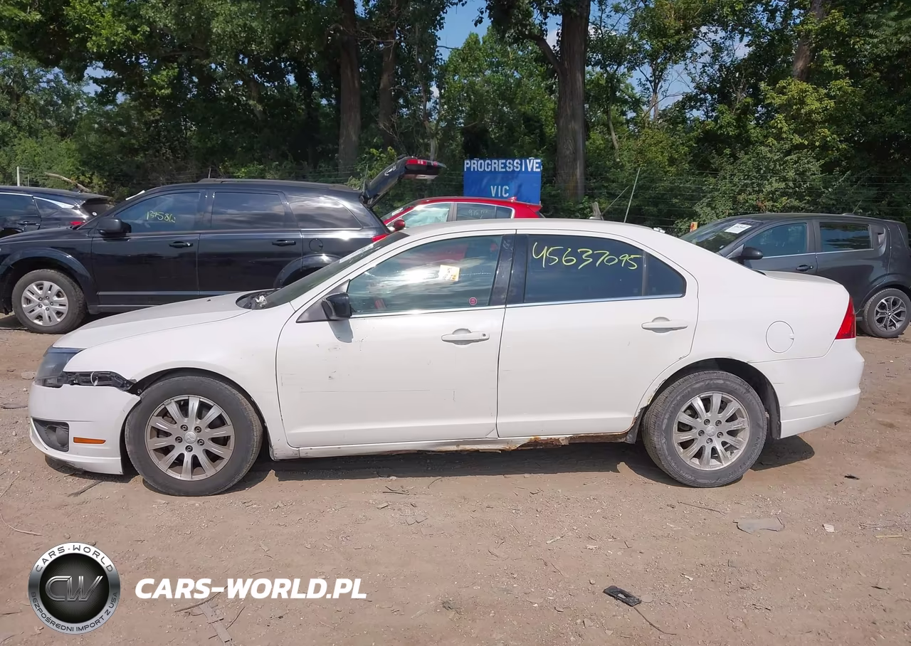 2011 Ford Fusion Se VIN:3FAHP0HA2BR100413 - 14