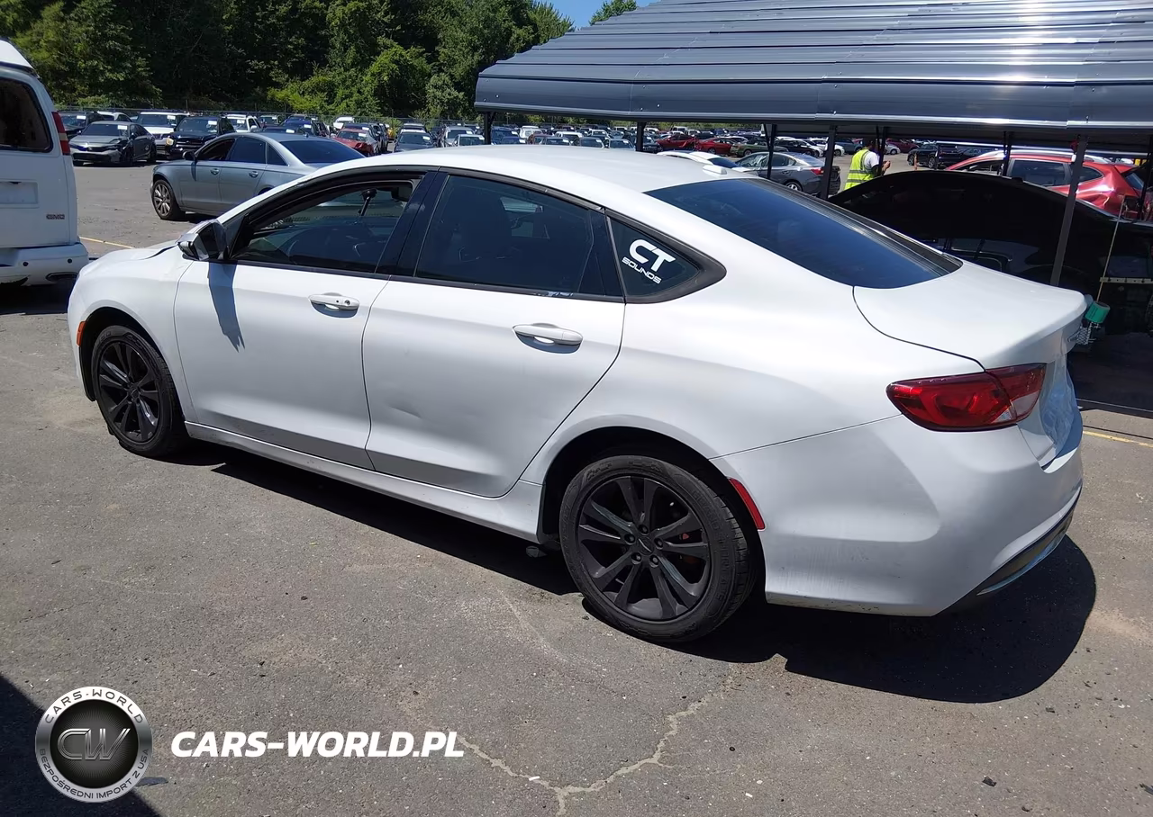 2015 Chrysler 200 Limited VIN:1C3CCCAB4FN607119 - 3