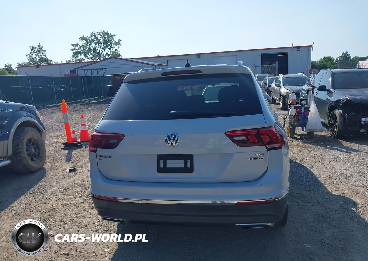 2018 Volkswagen Tiguan 2.0T Se-2.0T Sel VIN:3VV2B7AX5JM125437 - 17