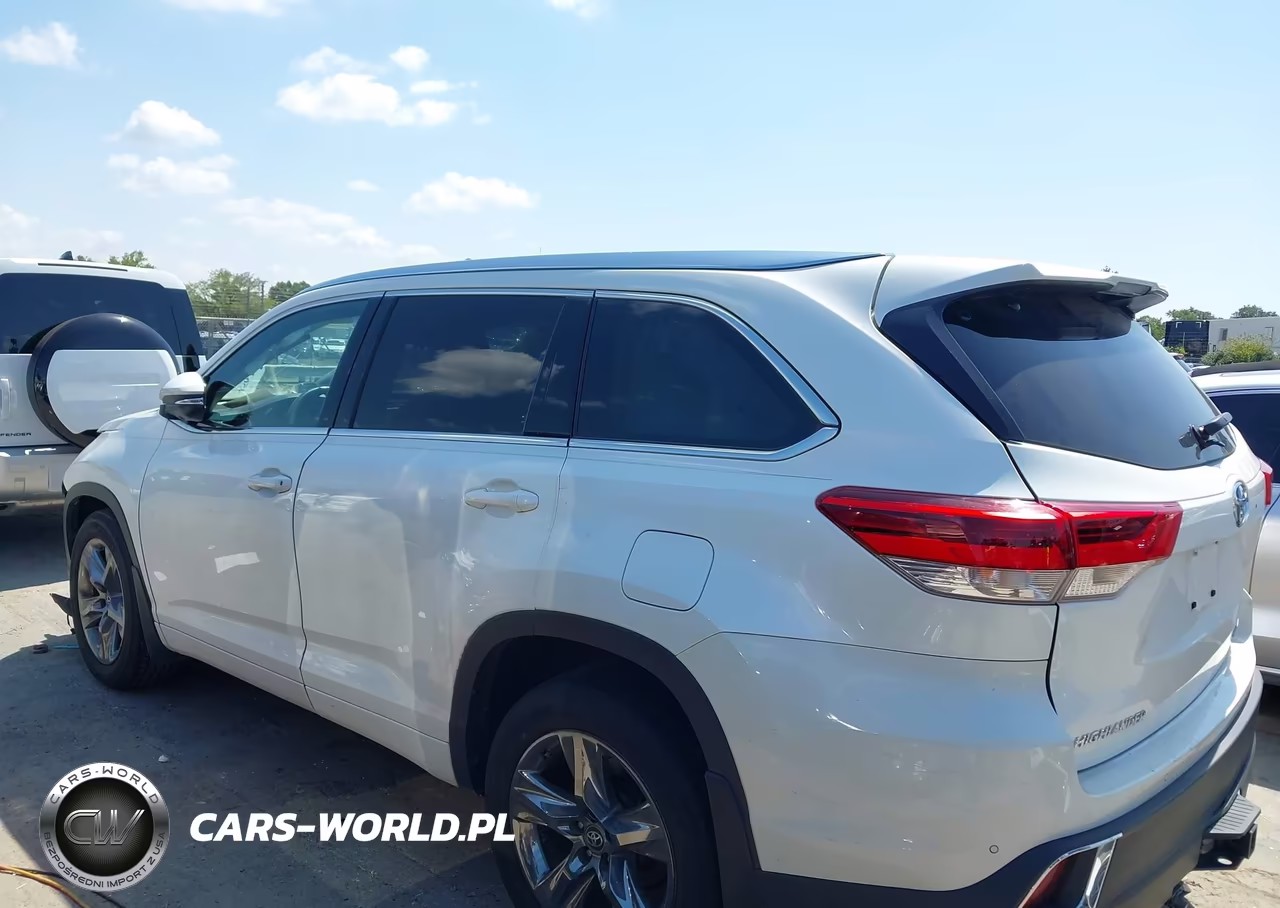 2017 Toyota Highlander Limited Platinum VIN:5TDDZRFH0HS417393 - 15