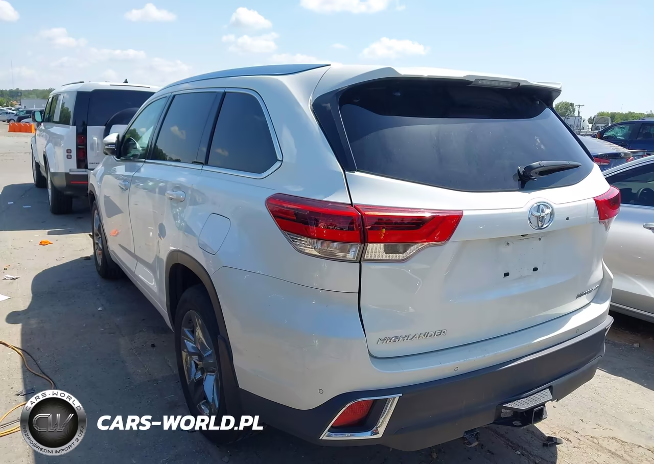 2017 Toyota Highlander Limited Platinum VIN:5TDDZRFH0HS417393 - 3
