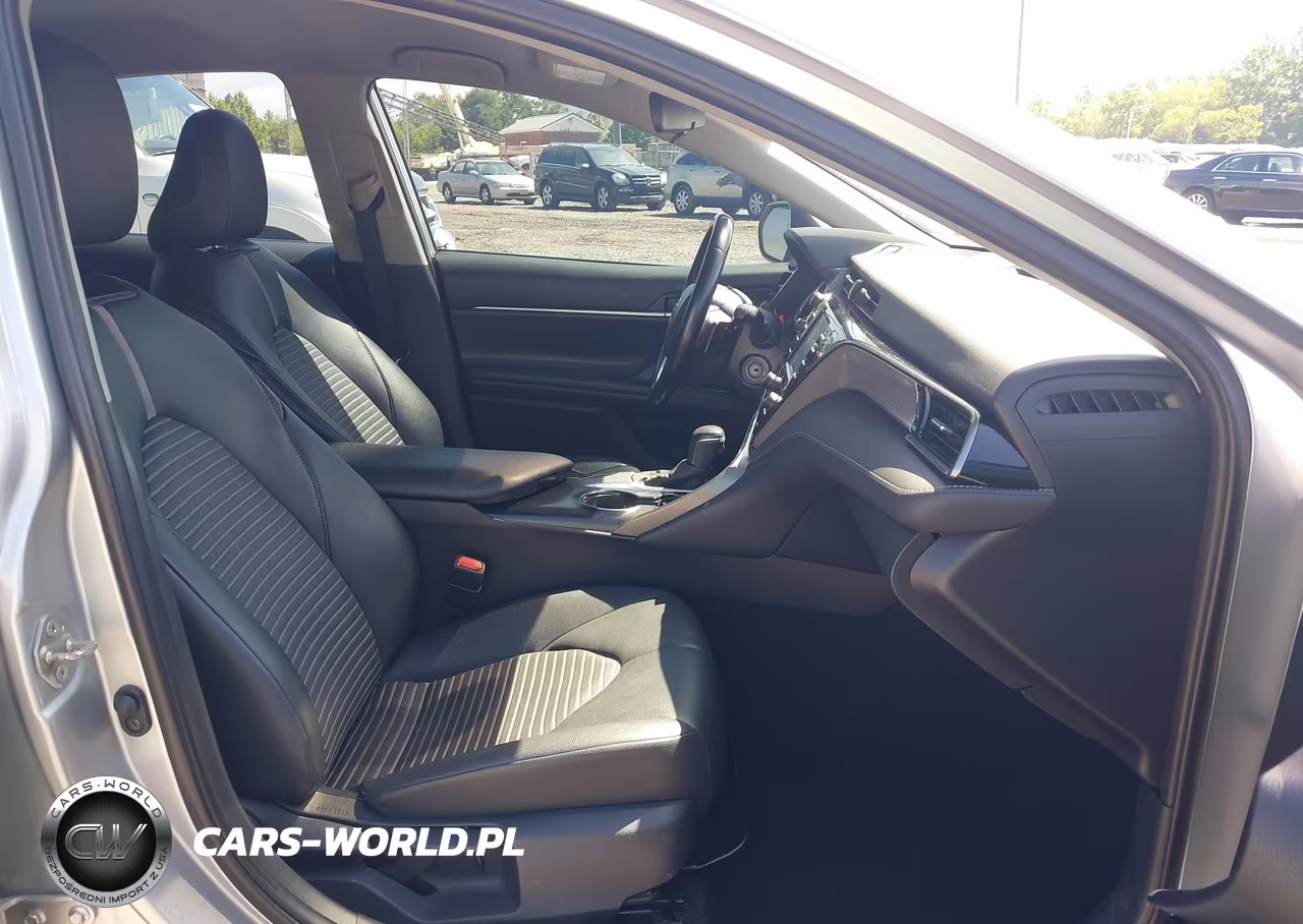 2020 Toyota Camry Se VIN:4T1G11AK7LU905720 - 5