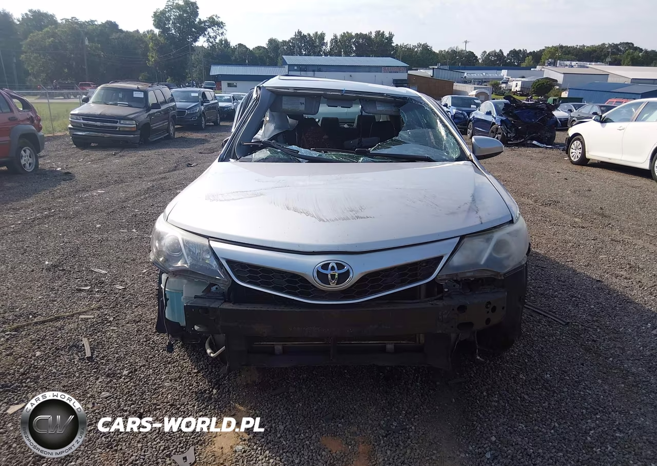 2014 Toyota Camry Se VIN:4T1BF1FK2EU832408 - 13