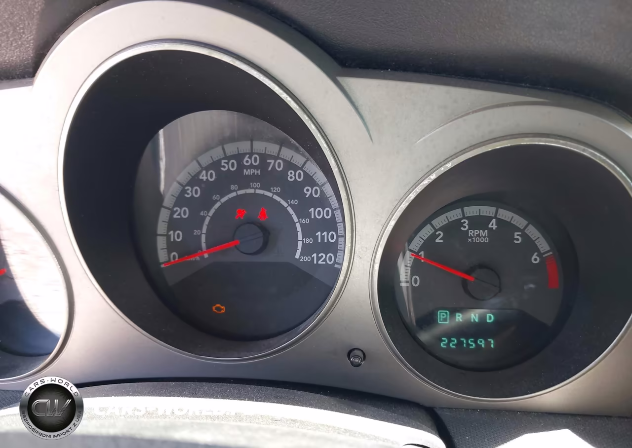 2010 Dodge Avenger R-T VIN:1B3CC5FB4AN121419 - 7