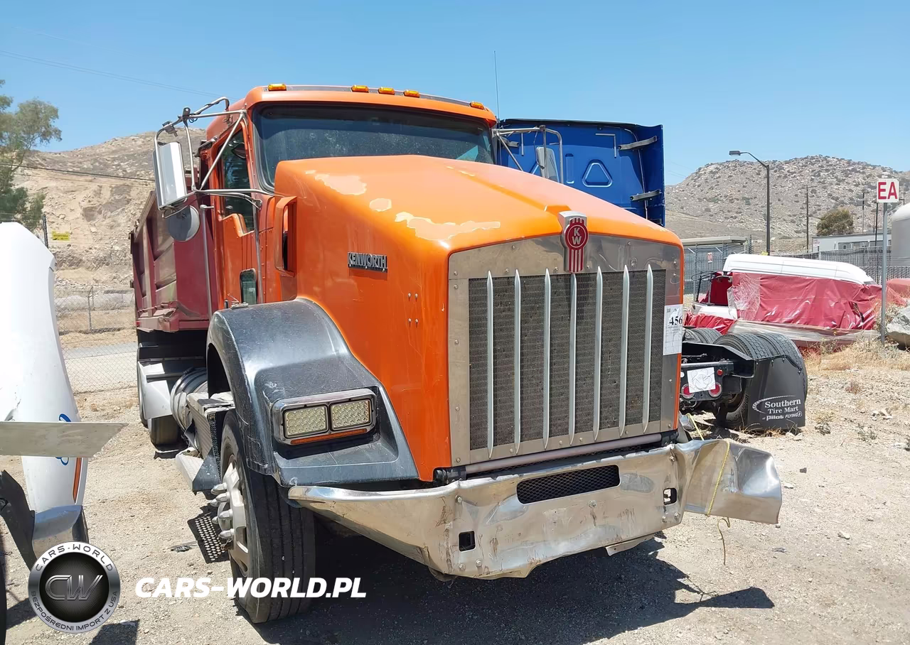 2012 Kenworth Construction T800