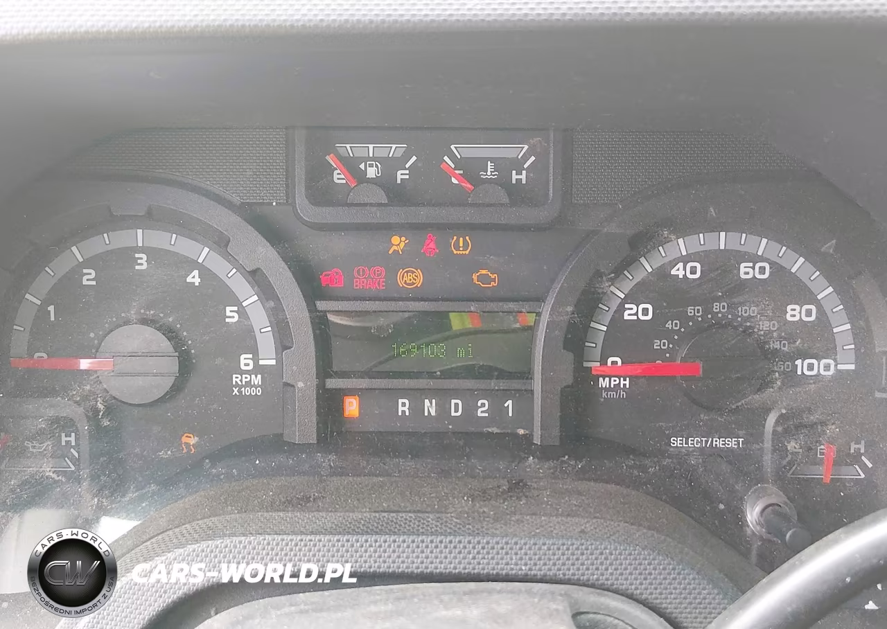 2010 Ford E-350 Super Duty Xl-Xlt VIN:1FBSS3BLXADA25370 - 7