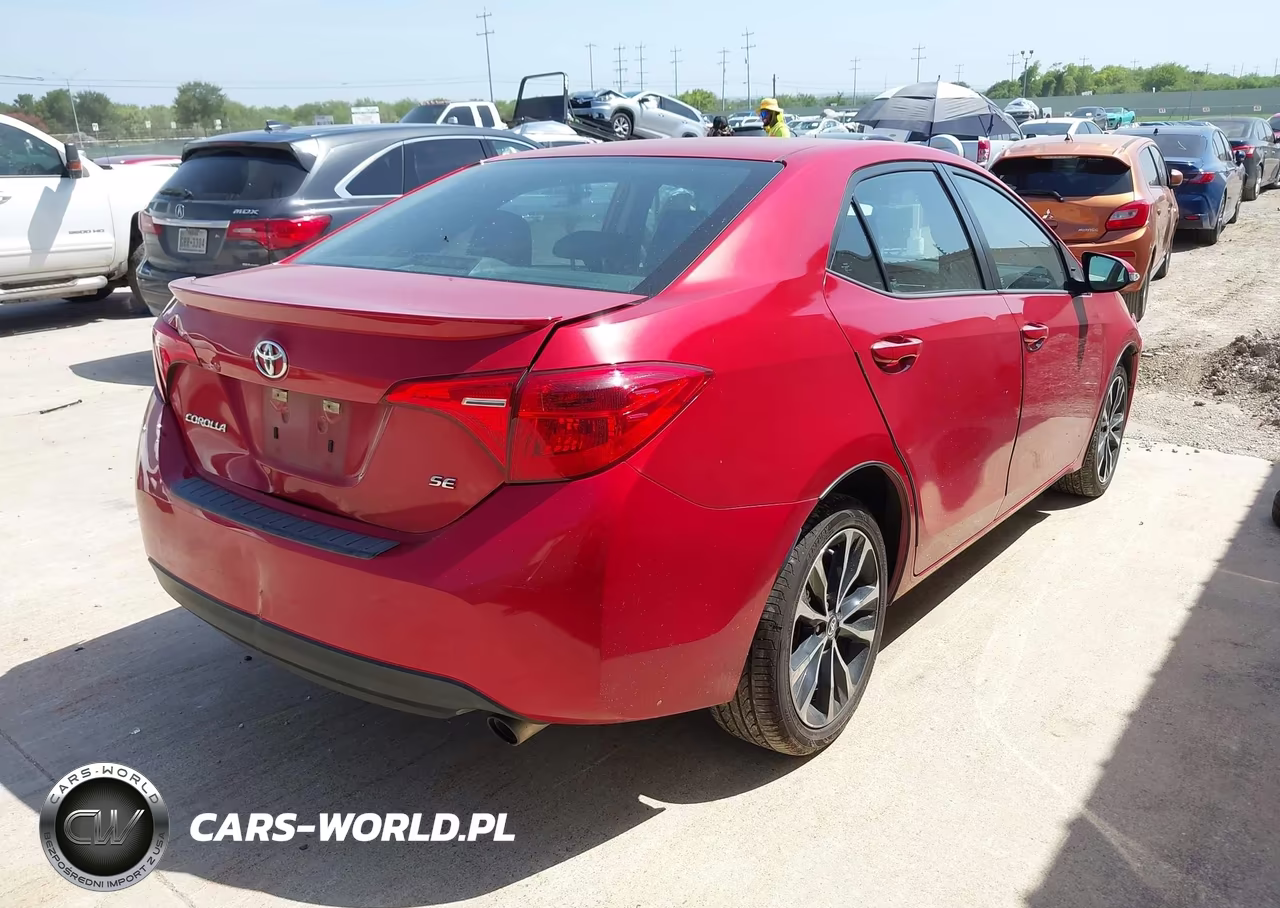 2017 Toyota Corolla Se VIN:5YFBURHE4HP684859 - 4