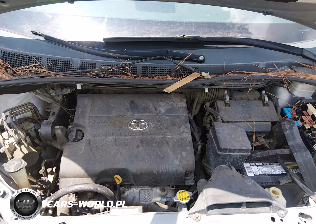 2012 Toyota Sienna Le V6 8 Passenger VIN:5TDKK3DC6CS237084 - 10
