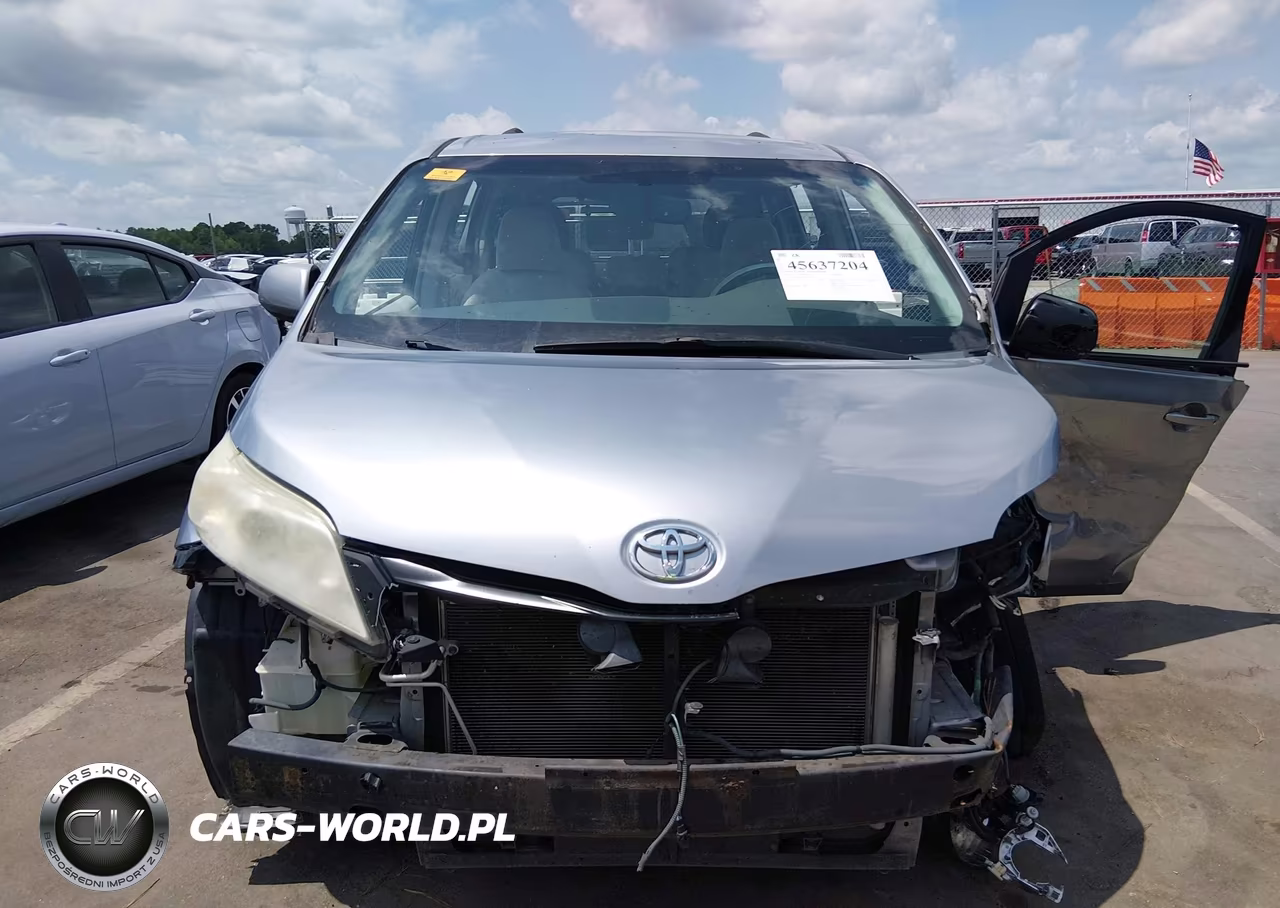 2012 Toyota Sienna Le V6 8 Passenger VIN:5TDKK3DC6CS237084 - 12