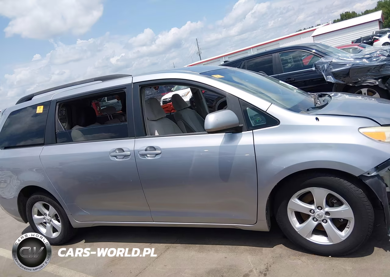 2012 Toyota Sienna Le V6 8 Passenger VIN:5TDKK3DC6CS237084 - 13