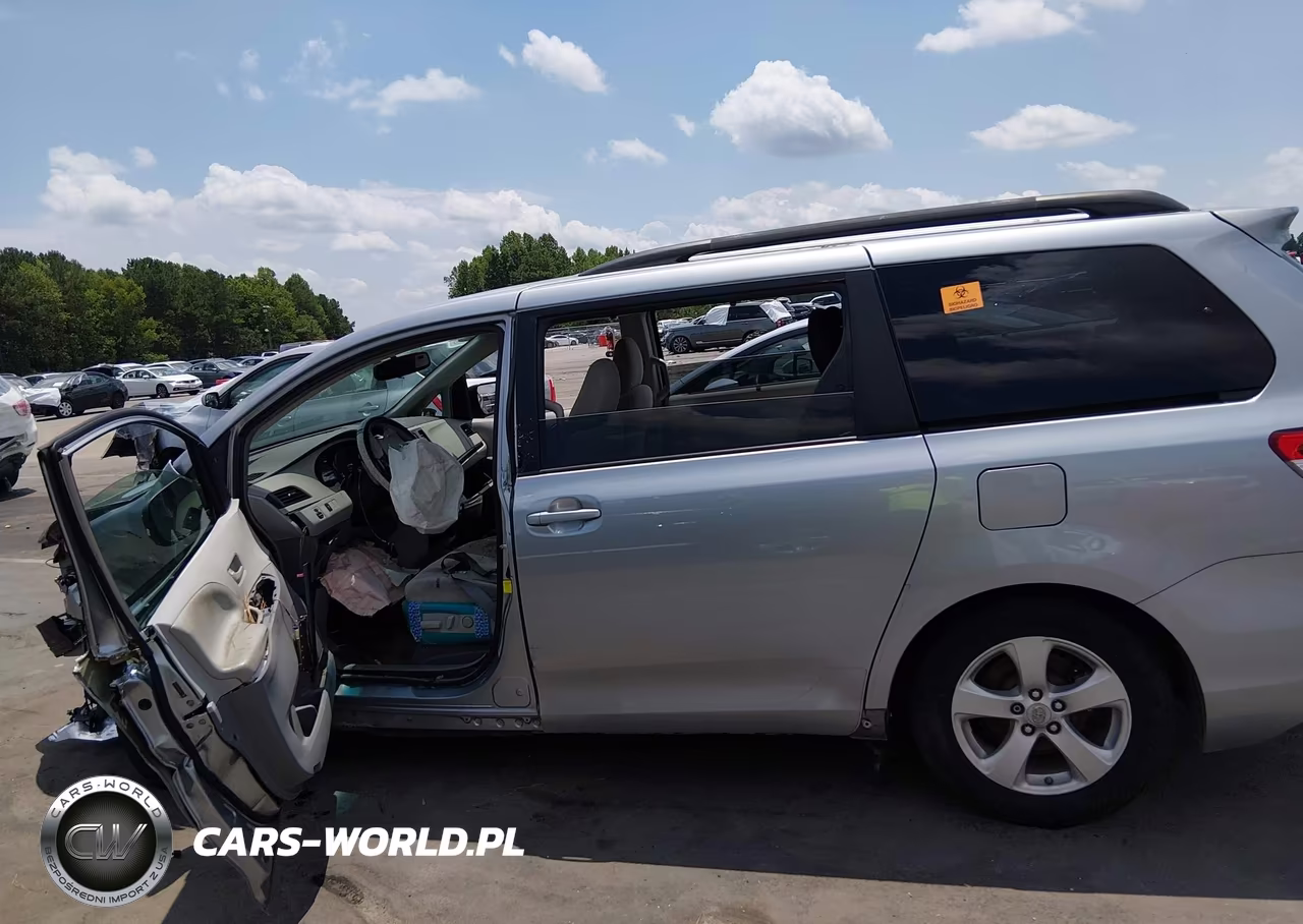 2012 Toyota Sienna Le V6 8 Passenger VIN:5TDKK3DC6CS237084 - 14