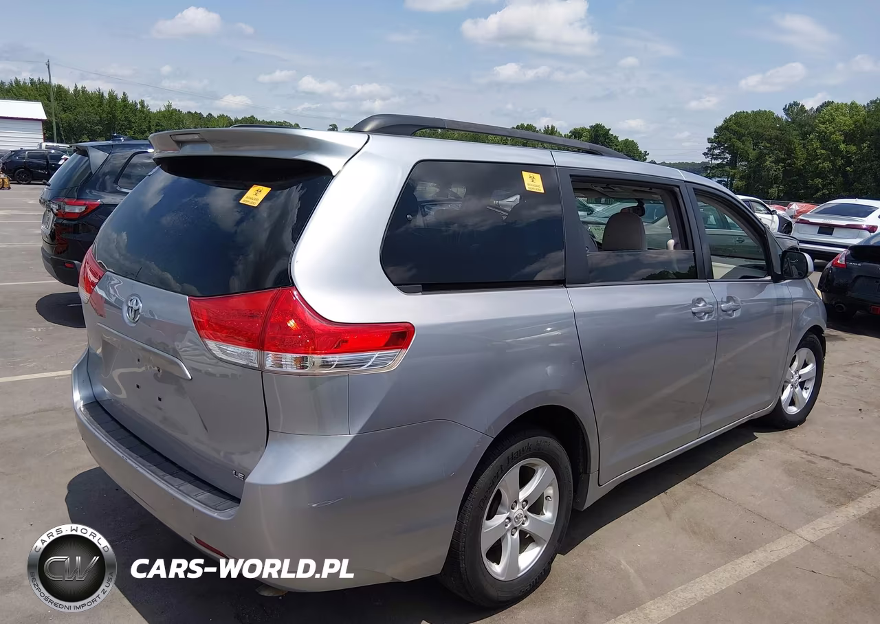 2012 Toyota Sienna Le V6 8 Passenger VIN:5TDKK3DC6CS237084 - 4