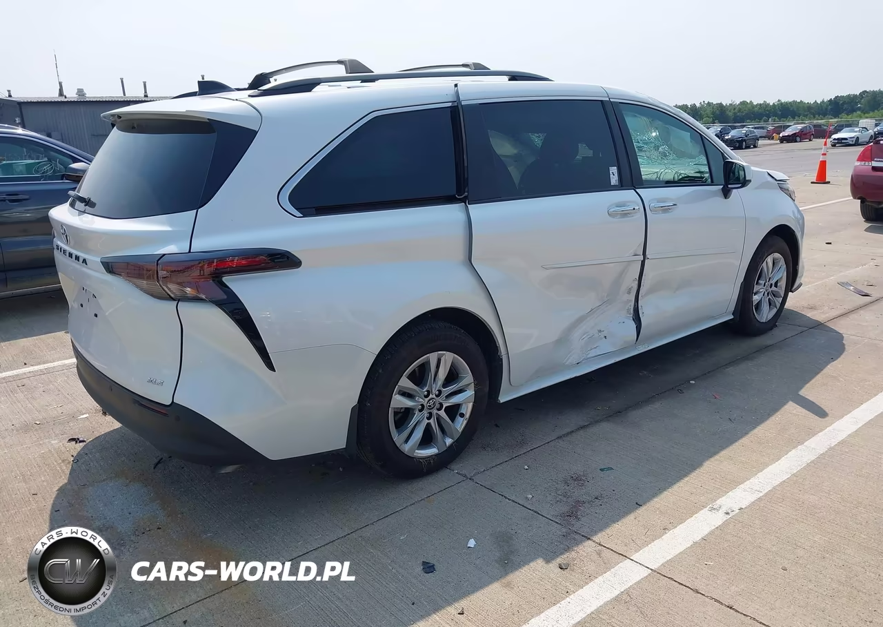 2025 Toyota Sienna Xle VIN:5TDJRKEC4SS285147 - 4