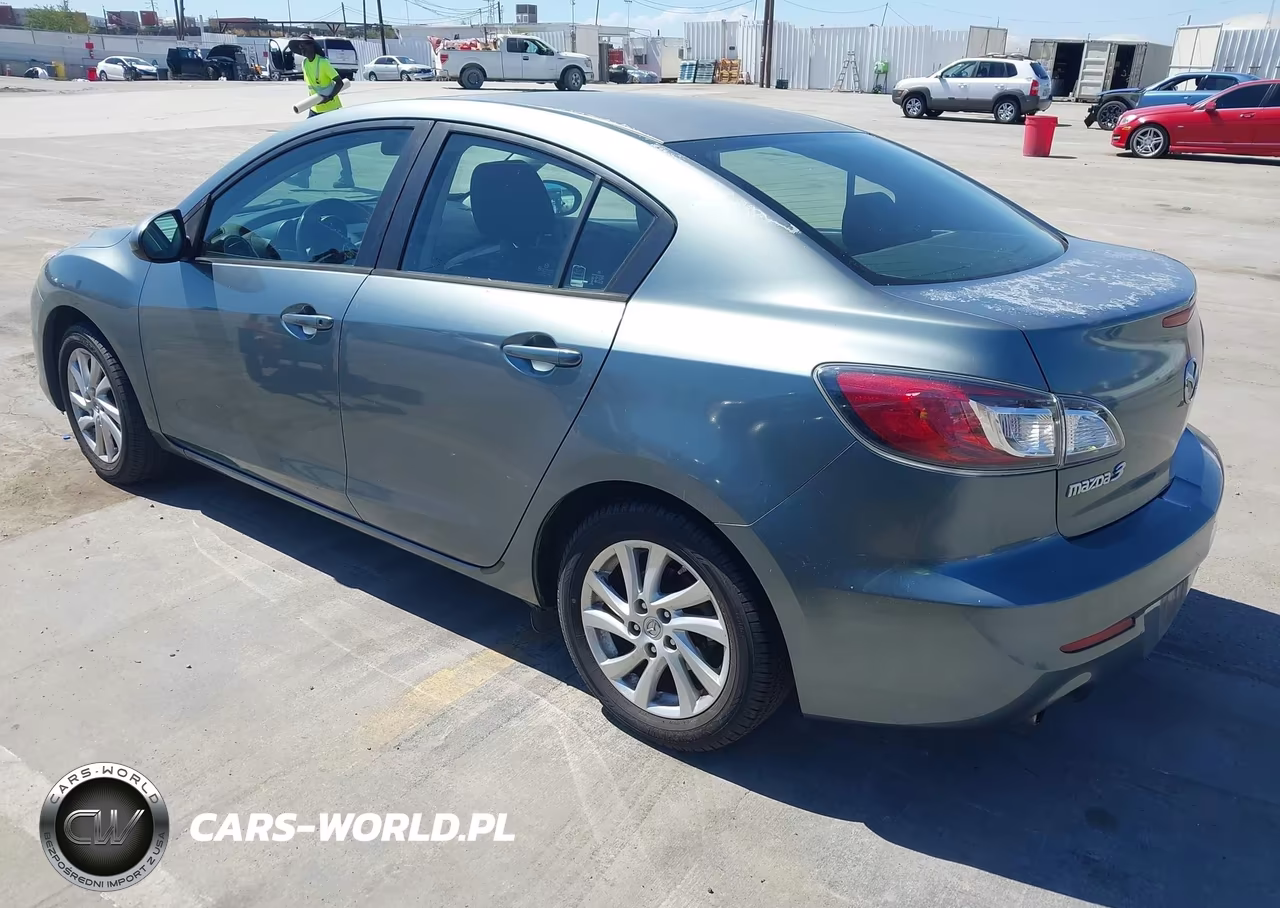 2012 Mazda Mazda3 I Touring VIN:JM1BL1V8XC1546484 - 3