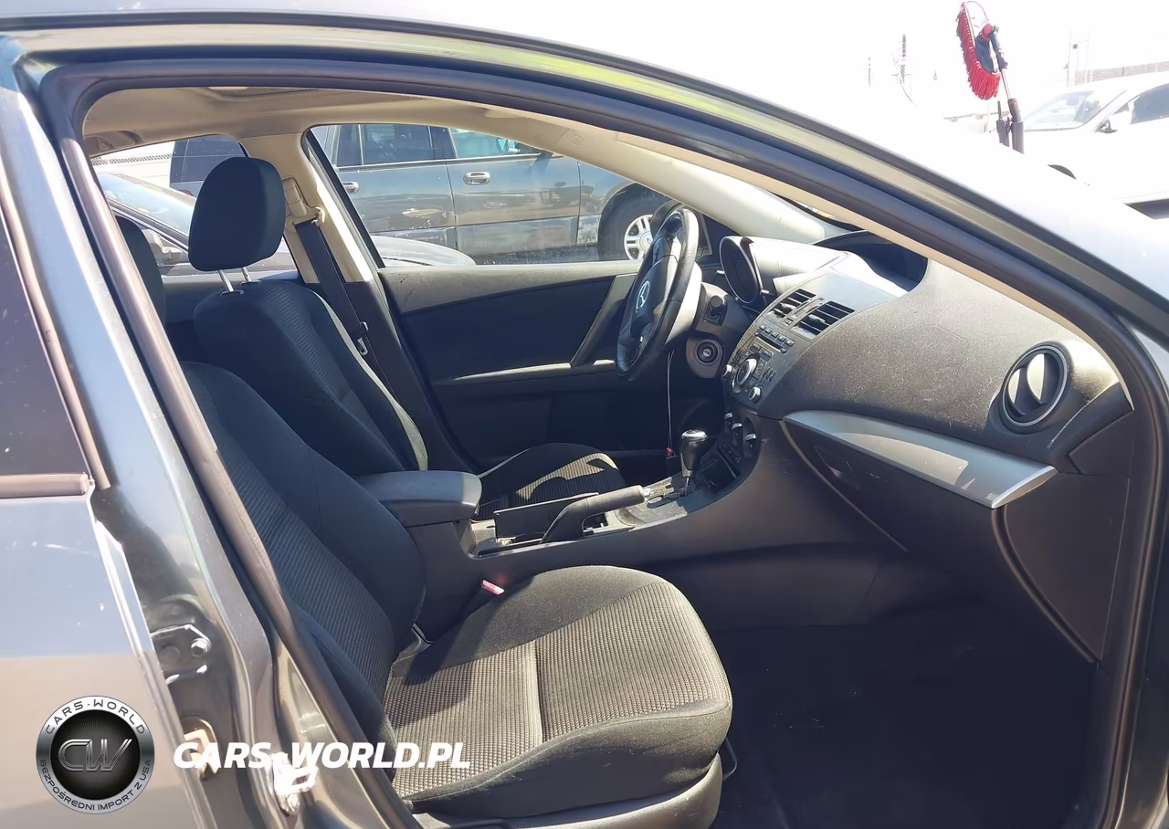 2012 Mazda Mazda3 I Touring VIN:JM1BL1V8XC1546484 - 5